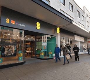 EE builds a brain as it looks to get back on track with customer experience
